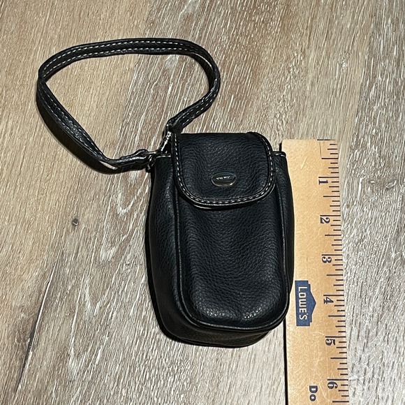 Nine West Black Pebbled Faux Leather Wristlet Pouch with ID Window Silver Tone - Picture 6 of 7